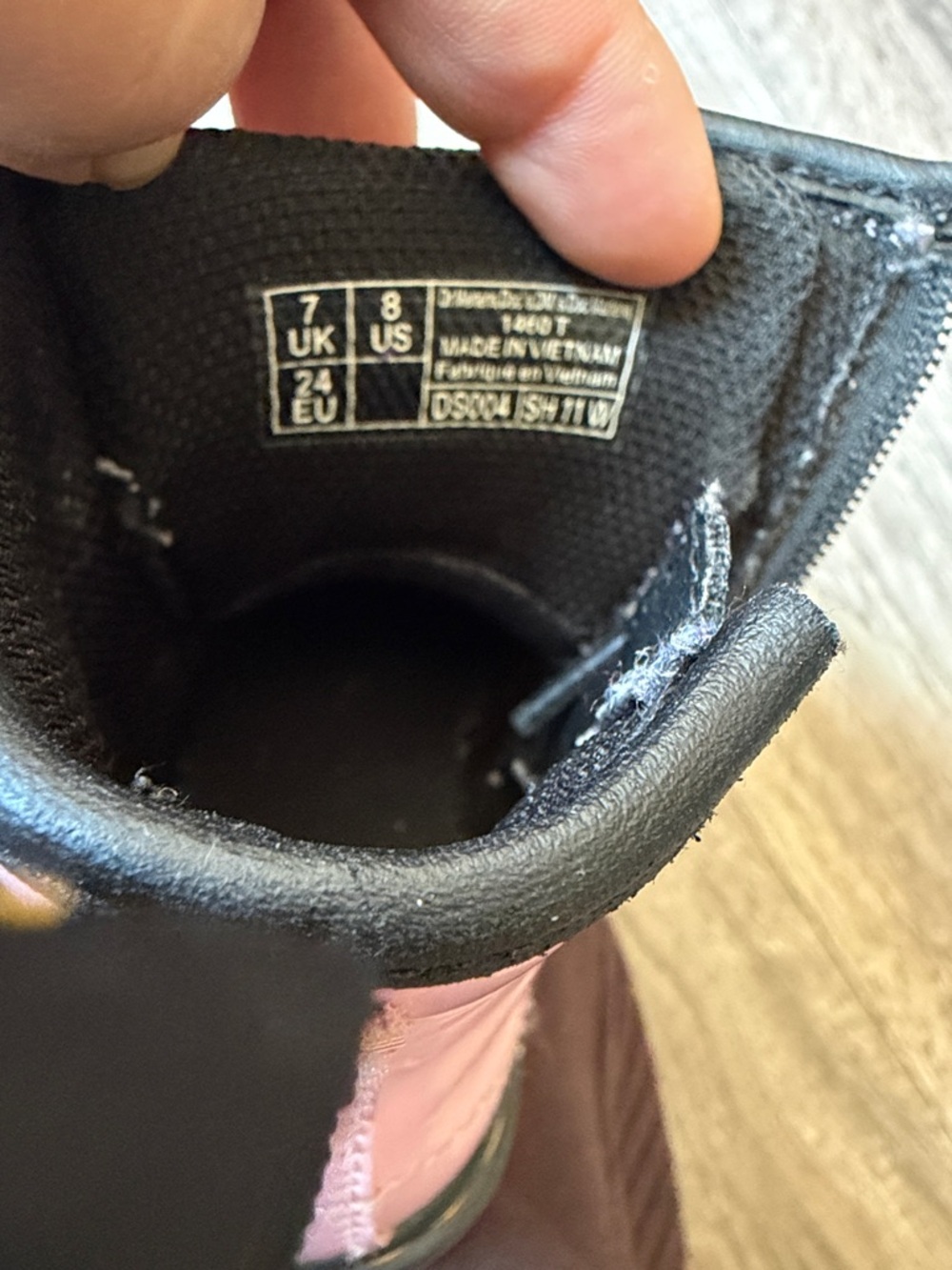 Dr.Martens light pink 1460 boots - Picture 7 of 7